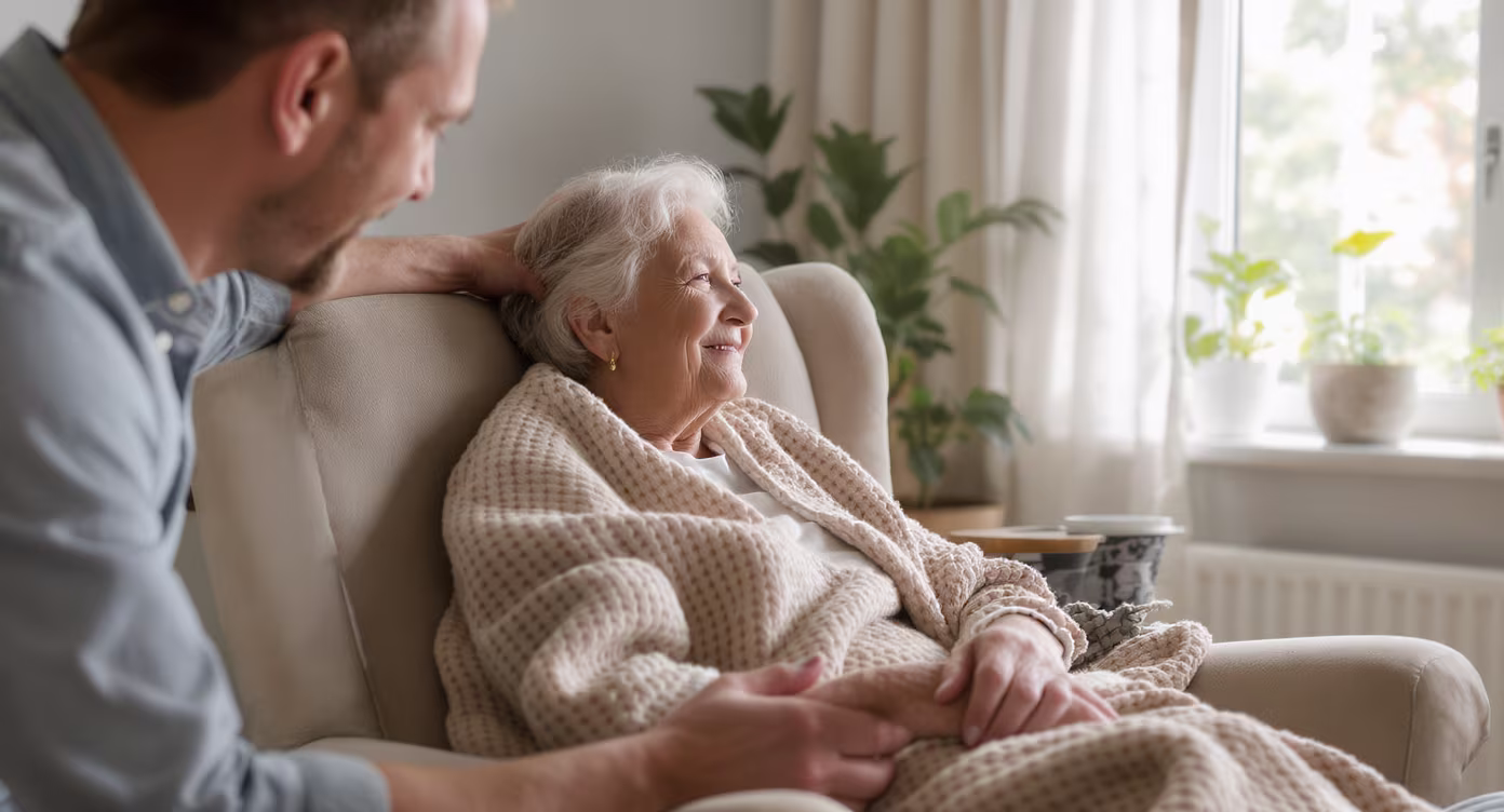 Pós-alta hospitalar: como garantir segurança, conforto e recuperação para seu familiar idoso